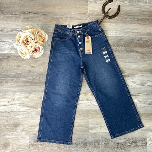 Levi’s Mile High Cropped Wide Leg Jean Button Fly - Picture 3 of 14